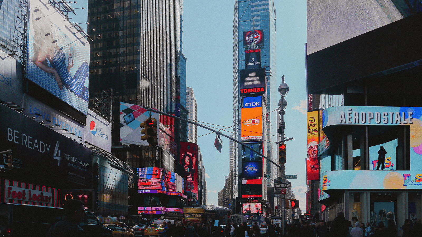 Smart digital Signage System: A WalkThrough