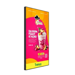 43 inch 3500cd ultra high brightness digital window display KhazinaWindow Live 3500 visible in direct sunlight